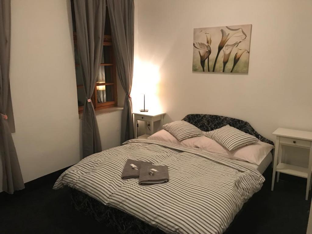 Penzion Restaurace U Helferu Libun Экстерьер фото